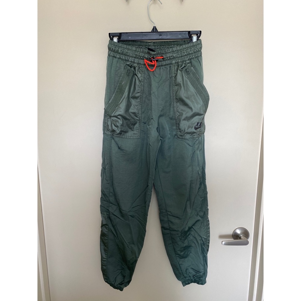 Nike nylon pants SOLD